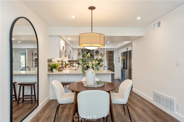 Image 17 of 58 For 24 Spicewood Way