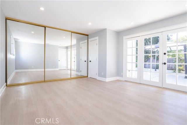 Detail Gallery Image 14 of 33 For 11256 Haskell Ave, Granada Hills,  CA 91344 - 4 Beds | 3 Baths