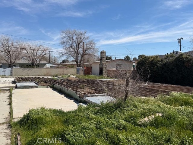 Detail Gallery Image 3 of 6 For 45356 10th St, Lancaster,  CA 93534 - – Beds | – Baths