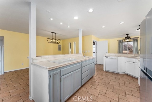15540 China Rapids Drive, Red Bluff CA: https://media.crmls.org/medias/4abe67d5-6223-4897-bb4f-769d683db018.jpg