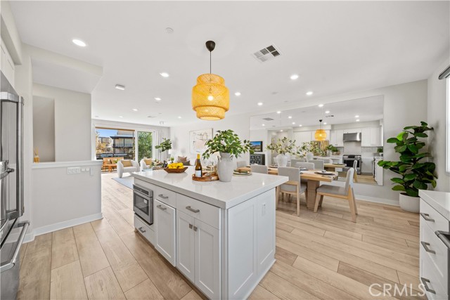 Detail Gallery Image 21 of 44 For 220 Keeper, Irvine,  CA 92618 - 3 Beds | 3/1 Baths