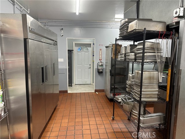 1717 S Main Street, Santa Ana, California 92707, ,Commercial Sale,For Sale,1717 S Main Street,CRDW23140458