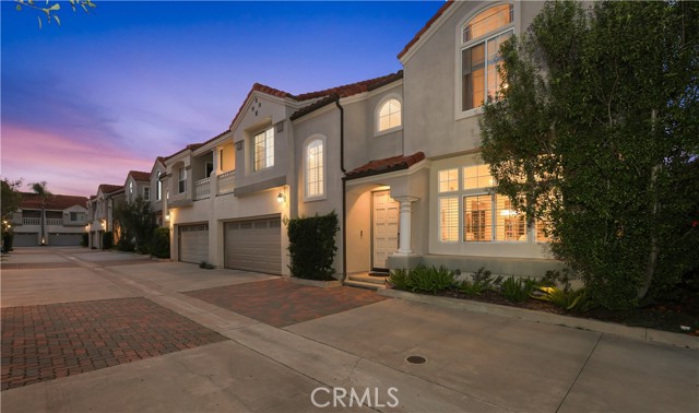 Detail Gallery Image 51 of 51 For 2421 E 16th #1,  Newport Beach,  CA 92663 - 4 Beds | 2/1 Baths
