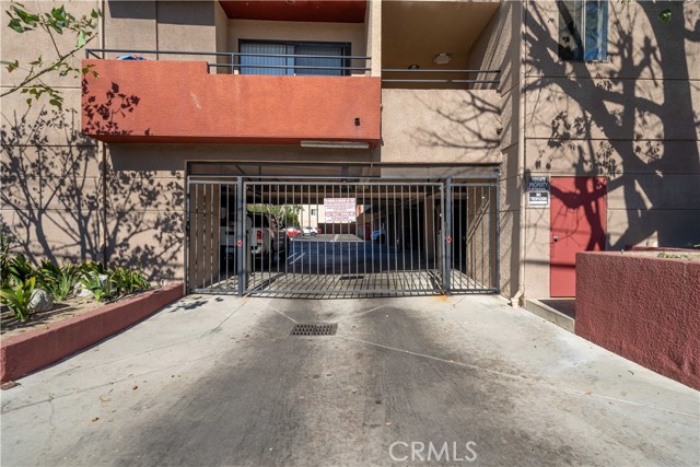 Detail Gallery Image 18 of 21 For 4717 Ben Ave #103,  Valley Village,  CA 91607 - 1 Beds | 1 Baths