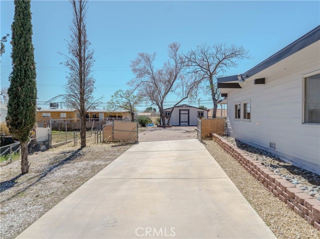 Detail Gallery Image 29 of 42 For 15801 Malpais Ln, Victorville,  CA 92394 - 3 Beds | 2 Baths