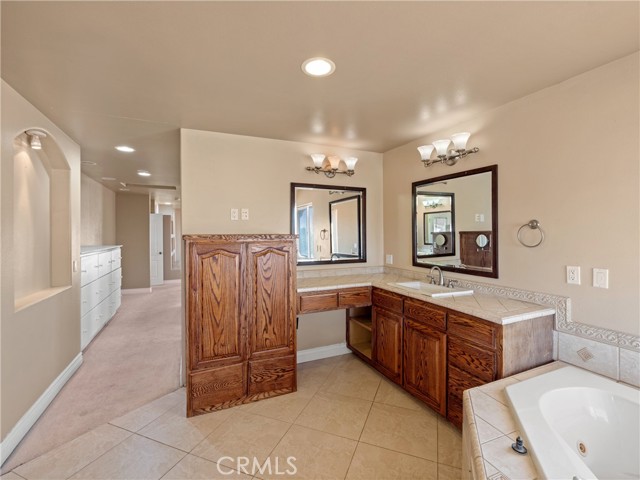 Detail Gallery Image 40 of 48 For 26775 Lakeview Dr, Helendale,  CA 92342 - 4 Beds | 3/1 Baths