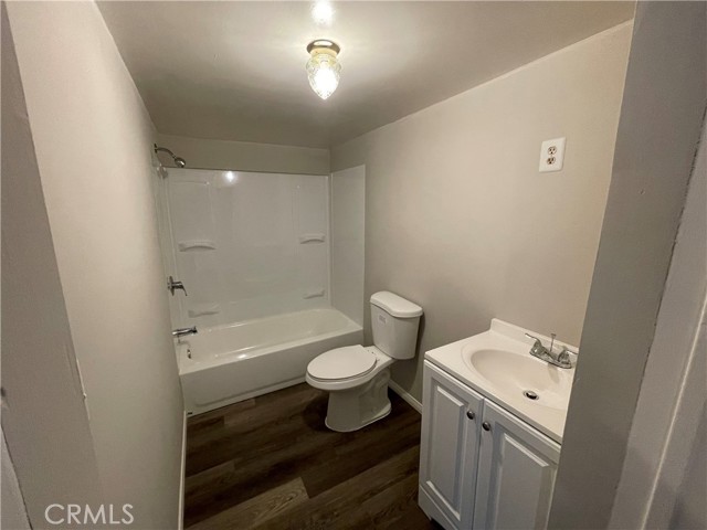 210 North Berendo Street photo 21