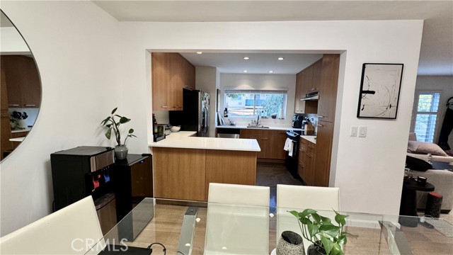 Detail Gallery Image 10 of 34 For 645 Westmount Dr #211,  West Hollywood,  CA 90069 - 1 Beds | 1 Baths
