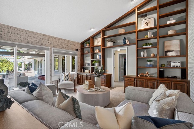 Detail Gallery Image 26 of 74 For 10041 Sycamore, Villa Park,  CA 92861 - 6 Beds | 4 Baths