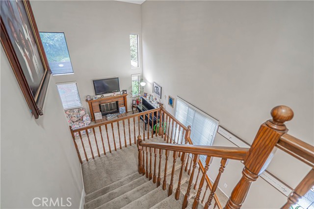 Detail Gallery Image 7 of 22 For 23732 via Tomas, Valencia,  CA 91355 - 3 Beds | 3 Baths