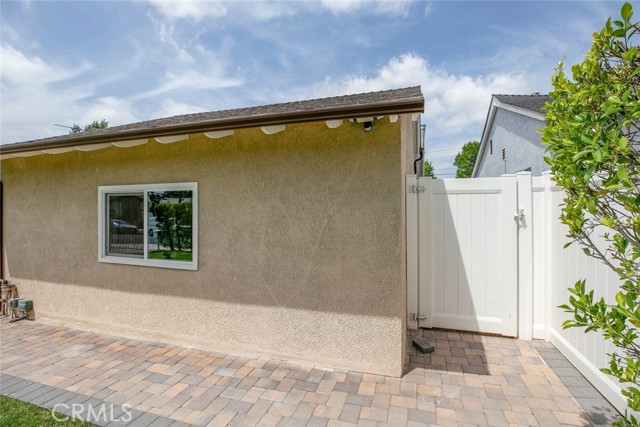 10019 Norwich Avenue, Mission Hills (San Fernando) CA: https://media.crmls.org/medias/4ac012a7-a042-4296-9eb9-8a0944a290ab.jpg