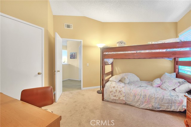 Image 41 of 75 For 22760 Cardinal Street