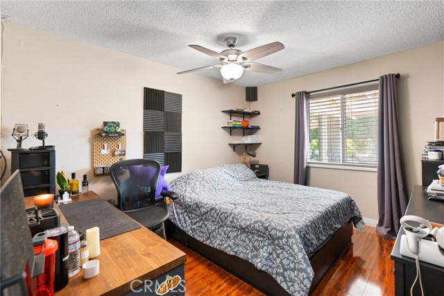 Detail Gallery Image 25 of 44 For 2011 W Katella, Anaheim,  CA 92804 - 4 Beds | 2 Baths