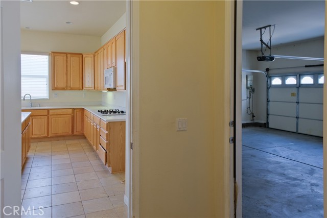 Detail Gallery Image 23 of 29 For 19533 Vermillion Ln, Apple Valley,  CA 92308 - 2 Beds | 2/1 Baths