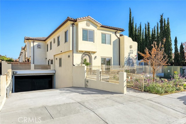 Detail Gallery Image 2 of 26 For 1228 Temple City Bld #E,  Arcadia,  CA 91007 - 3 Beds | 2/1 Baths