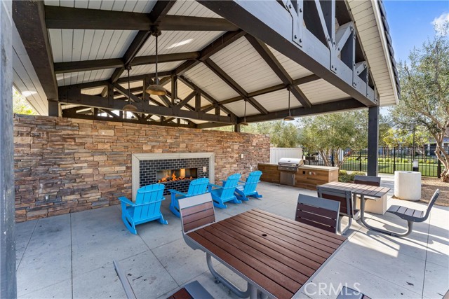 Detail Gallery Image 34 of 41 For 16124 Meadowhouse Ave, Chino,  CA 91708 - 3 Beds | 2 Baths