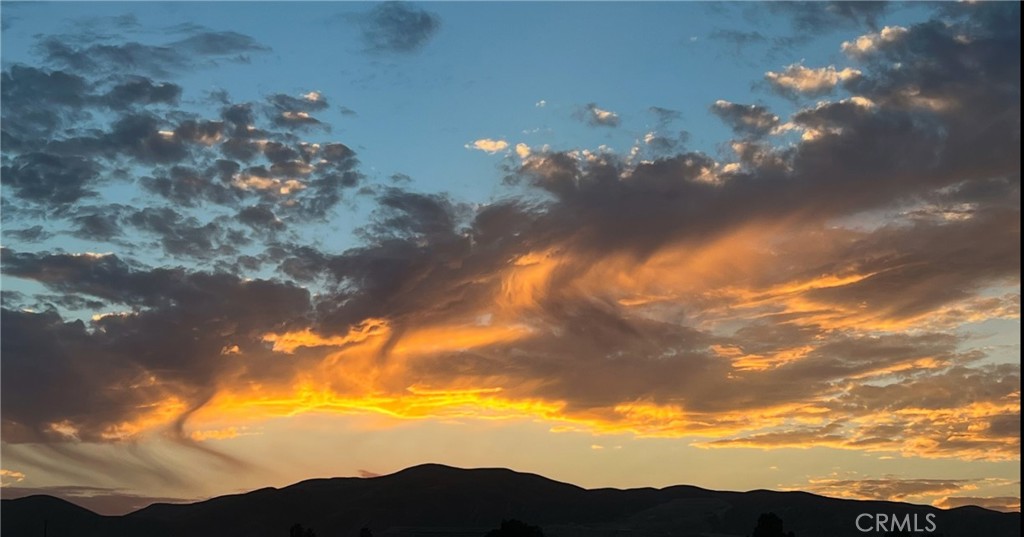 https://media.crmls.org/medias/4ac27164-7b8e-412b-9788-d034e82e91c9.jpg?preset=X-Large