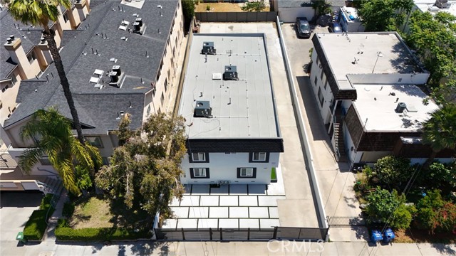 Detail Gallery Image 43 of 44 For 7010 Lennox Ave #C,  Van Nuys,  CA 91405 - 3 Beds | 2/1 Baths