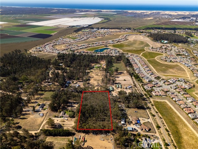 Detail Gallery Image 9 of 10 For 1350 Ohio Way, Nipomo,  CA 93444 - – Beds | – Baths