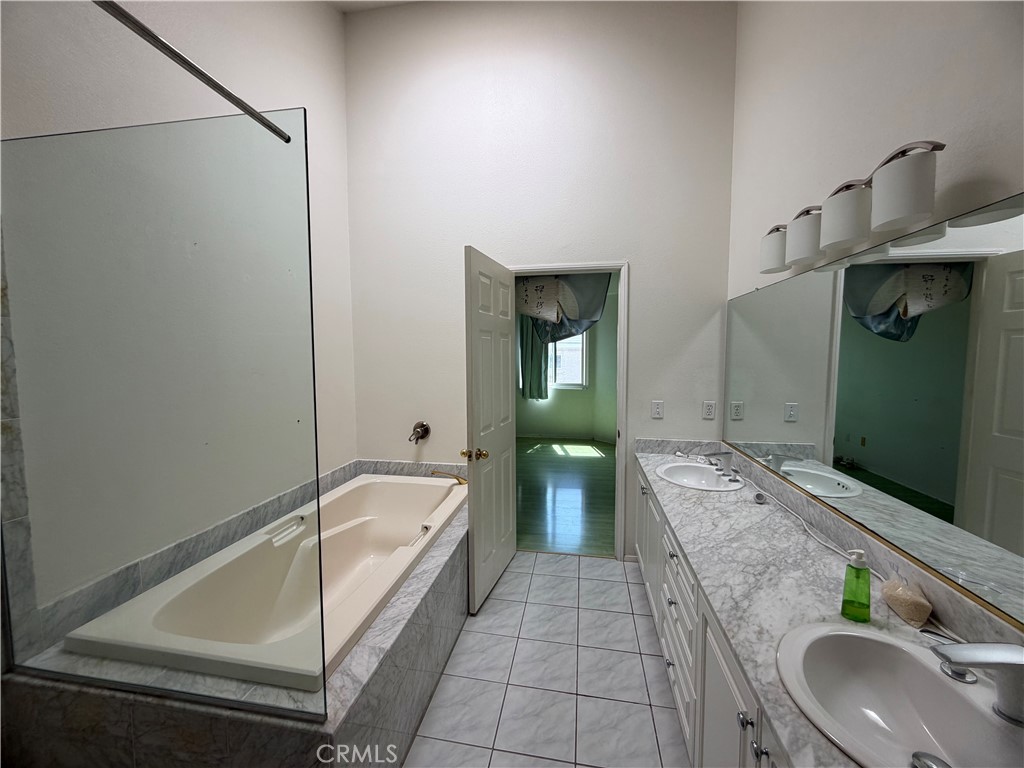 MLS #OC26164170 image #16