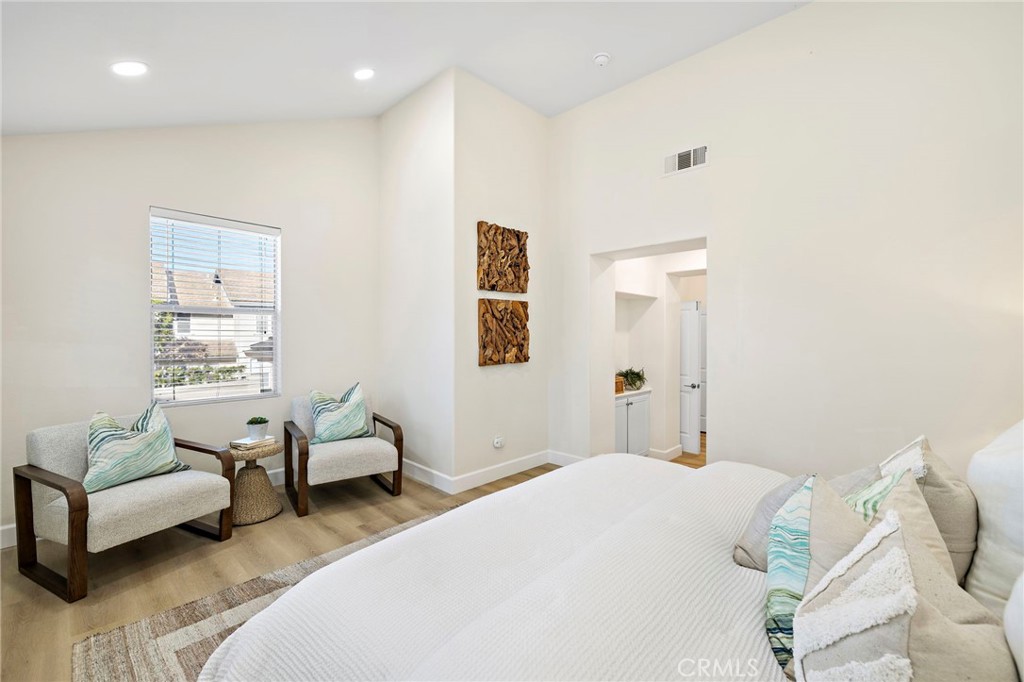 MLS #OC25266133 image #22