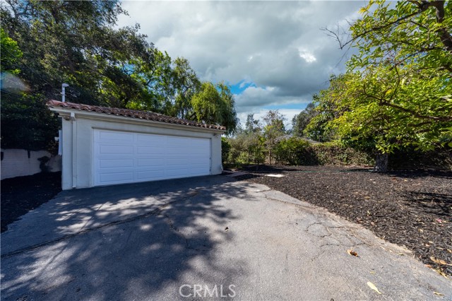2175 Roanoke Road, San Marino CA: https://media.crmls.org/medias/4ac5955e-cebf-493a-9461-174be3a33e60.jpg