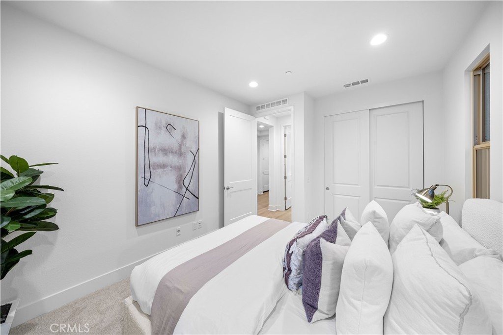 4Ac647D1 767E 45B5 A4F3 713C62A297D8 168 Somera, Irvine, Ca 92602 &Lt;Span Style='BackgroundColor:transparent;Padding:0Px;'&Gt; &Lt;Small&Gt; &Lt;I&Gt; &Lt;/I&Gt; &Lt;/Small&Gt;&Lt;/Span&Gt;