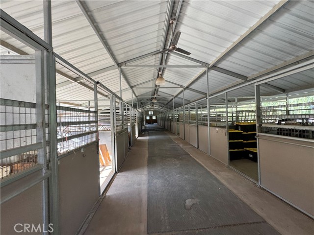 Image 25 of 30 For 38831 Pauba  