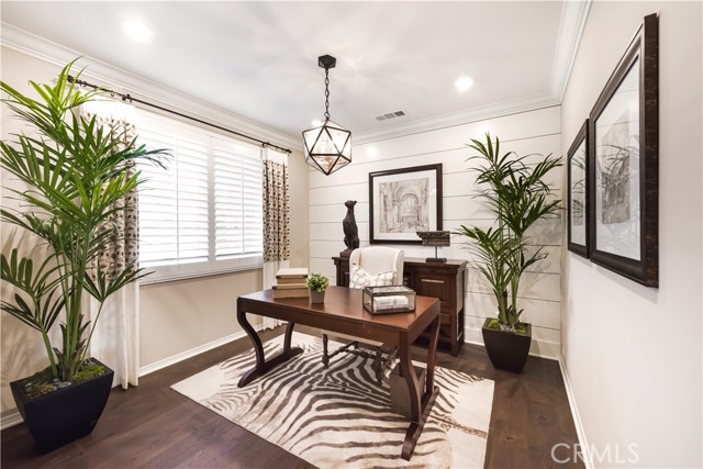 Detail Gallery Image 3 of 25 For 11829 Confluence Dr, Jurupa Valley,  CA 91752 - 5 Beds | 3 Baths