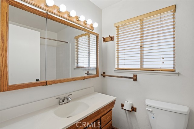 Image 18 of 38 For 1750 Prefumo Canyon  22