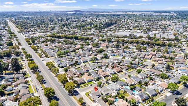 6557 E Walkerton Street, Long Beach CA: https://media.crmls.org/medias/4ac8f7ea-2e96-43f8-8a00-cd7ef87cc9fd.jpg