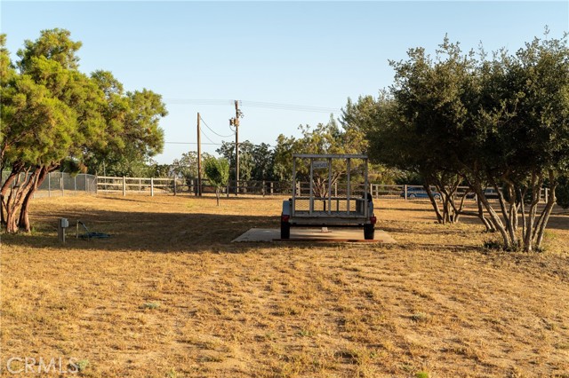 Image 61 of 70 For 54774 Bautista Road