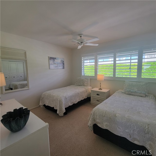 40 Blue Lagoon, Laguna Beach CA: https://media.crmls.org/medias/4aca2bf4-b588-4d76-ab4c-8acf1da13e20.jpg