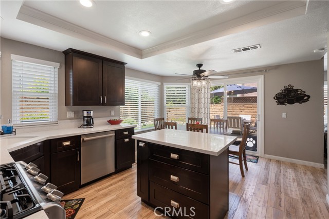 Detail Gallery Image 15 of 55 For 5793 Prairie Falcon Dr, La Verne,  CA 91750 - 4 Beds | 2/1 Baths