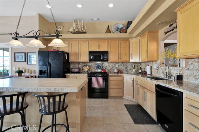 Detail Gallery Image 16 of 55 For 26438 Buccaneer Ln, Helendale,  CA 92342 - 2 Beds | 2 Baths