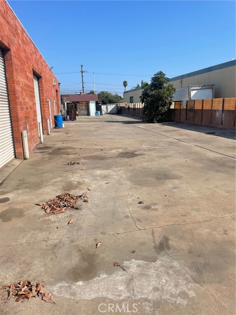 Detail Gallery Image 11 of 13 For 2044 W 166th St, Torrance,  CA 90504 - 2 Beds | 1 Baths