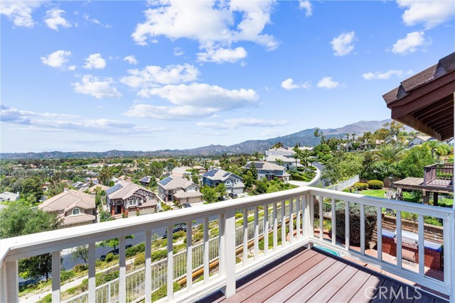 21881 Via Del Lago, Trabuco Canyon CA: https://media.crmls.org/medias/4acb3ca5-5eb3-47bd-b7dd-09fdcb74f5a4.jpg