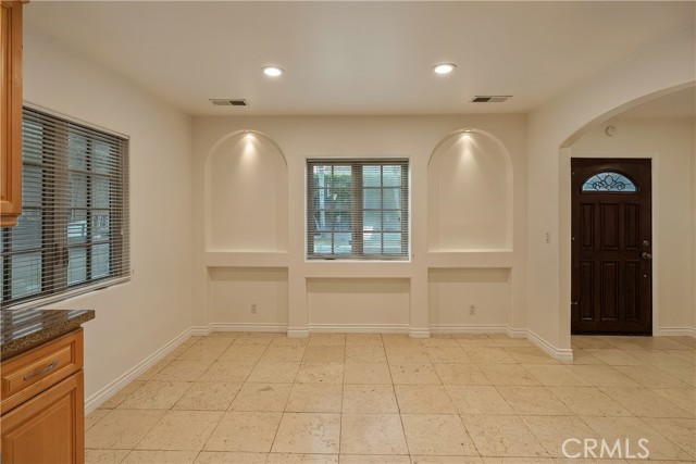 4816 Gloria Avenue photo 48