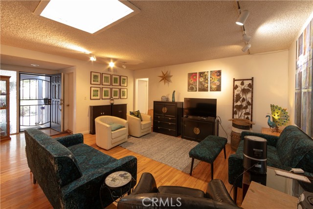 6316 E Mariquita, Long Beach CA: https://media.crmls.org/medias/4accf7ab-c66d-4c6a-85ca-ed9b20989182.jpg