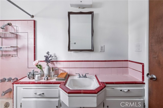 Detail Gallery Image 23 of 27 For 13701 Russell, Whittier,  CA 90602 - 4 Beds | 2 Baths