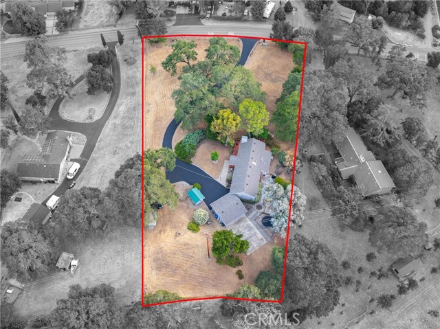 7025 San Gabriel Road, Atascadero CA: https://media.crmls.org/medias/4ad0463c-6687-4f56-9390-973d0957e95c.jpg