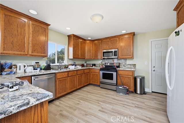 Detail Gallery Image 6 of 21 For 16031 44th, Clearlake,  CA 95422 - 3 Beds | 2 Baths