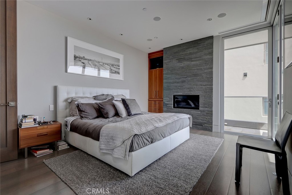 3208 Ocean Drive