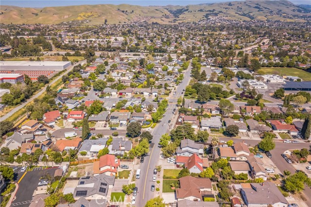 2683 E Trimble Road, San Jose CA: https://media.crmls.org/medias/4ad30b7f-9468-41fb-887f-2d3aebf01529.jpg