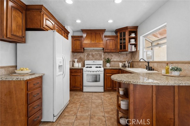 Detail Gallery Image 8 of 24 For 13631 Pecan, Moreno Valley,  CA 92553 - 3 Beds | 2 Baths