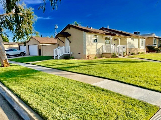 Image 3 for 976 Ford St, Corona, CA 92879