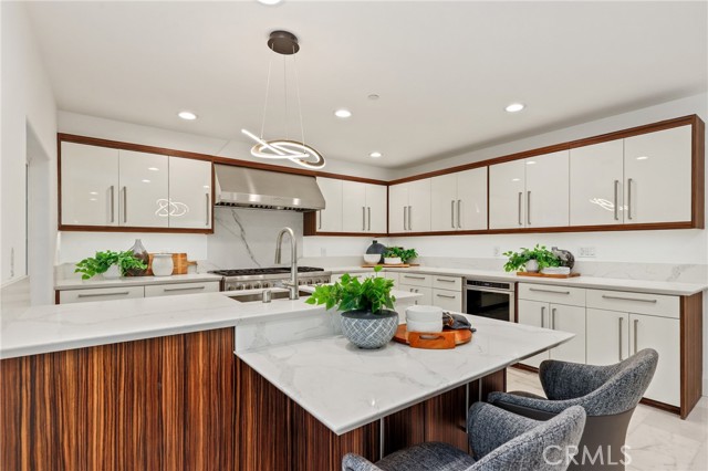 Detail Gallery Image 16 of 56 For 35242 Vista De Todo, Dana Point,  CA 92624 - 6 Beds | 6/2 Baths