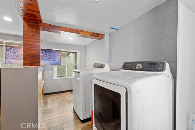 Detail Gallery Image 14 of 18 For 4512 W Watkins Way, Santa Ana,  CA 92704 - 3 Beds | 2 Baths