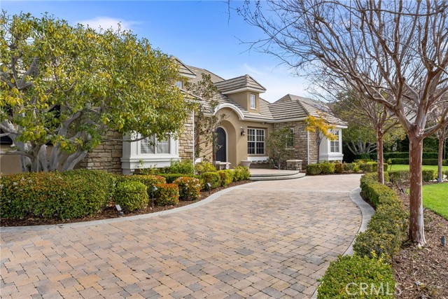 19103 Green Oaks Road, Yorba Linda CA: https://media.crmls.org/medias/4ad58d67-02de-4a71-9293-22e987bff62c.jpg