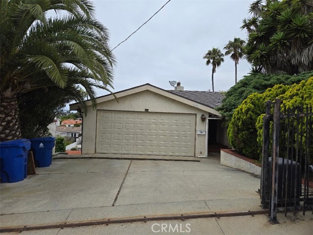 3621 S Emily Street, San Pedro CA: https://media.crmls.org/medias/4ad5cfda-b764-4152-adbc-97d18bb21f4a.jpg